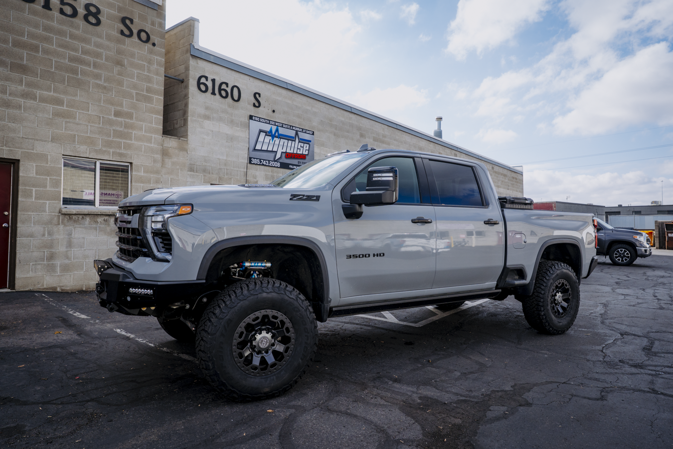 2024 Silverado 3500 Side Quarter View